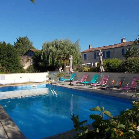 Le Clos Des Palmiers Saint-Ouen-d'Aunis Exterior foto